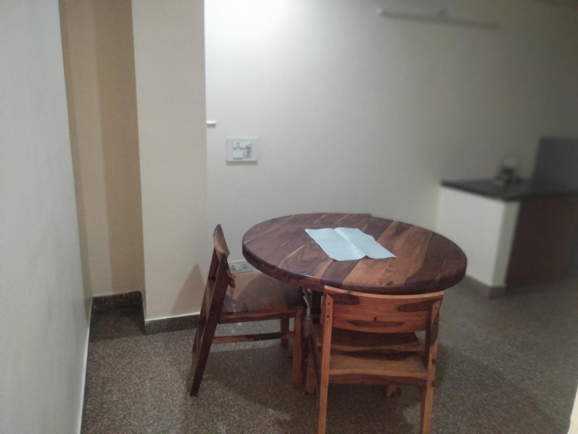 Lime Tree Luxurious 3Bhk Serviced Apartment Near Medanta Gurgaon Exterior photo